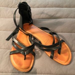 Gianni Bini Black Sandals
